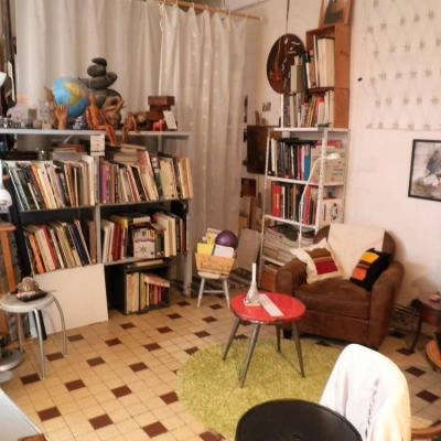 biblioThiac, bibliothèque d'art ouverte à tous à l'atelier fenêtre sur rue