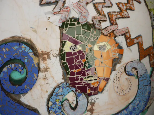 Mosaique représentant le visage d'une personne